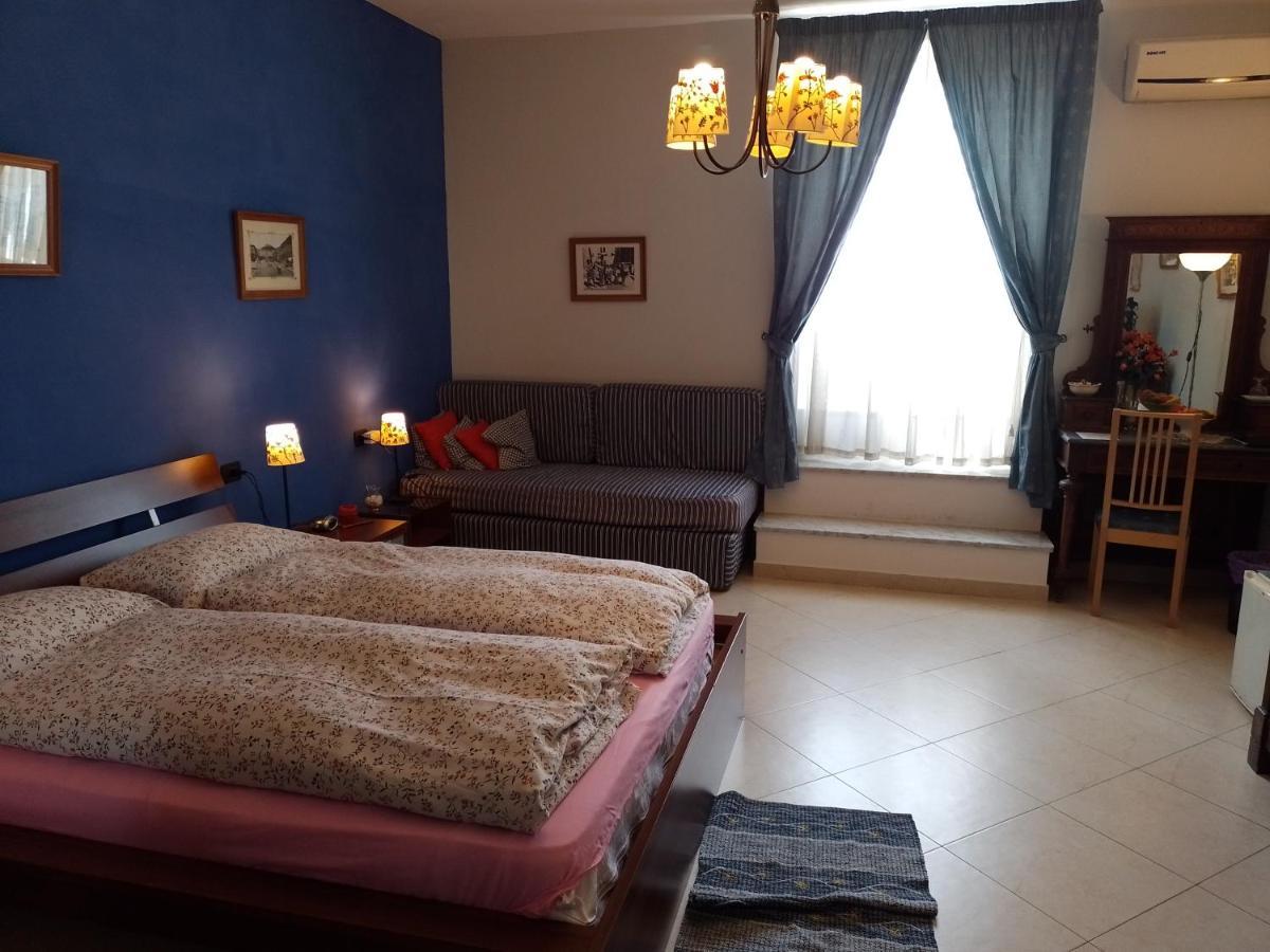 نابولي B&B Cupole E Campanili المظهر الخارجي الصورة